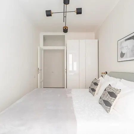 דירה Iflat Peaceful Nest In Monti *