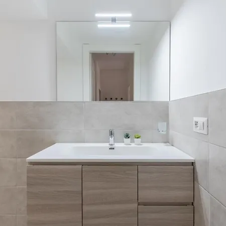 דירה Iflat Peaceful Nest In Monti *